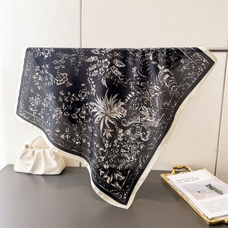 Luxury Summer Square Silk Scar - Luxury Bags For Travel ulasan dan harga