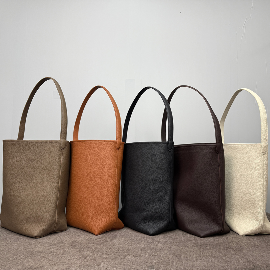 MENDY Bucket Bag Large Women's - Luxury Bags For Sale ulasan dan harga